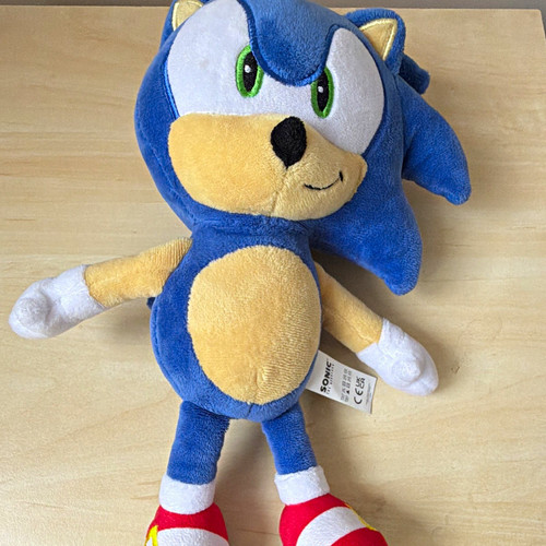 Sonic the hedgehog plush doll - sonic,