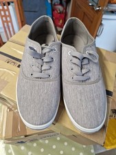 *Henleys Classic Low Top Trainers - Grey - UK Size 8 *SEE DESCRIPTION