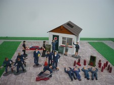 SCALEXTRIC FIRST AID POST  PIT