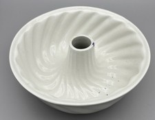 Antique White Jelly Mould