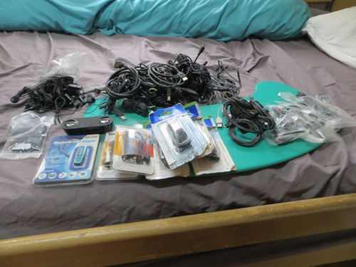 Joblot cables for mobile - cables,