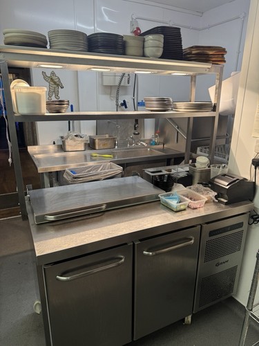 Saladette fridge - saladette,