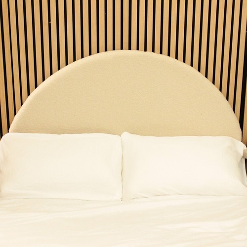 Velvet curved upholstered - velvet,