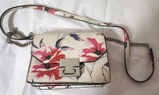 A Ivanka Trump floral pattern