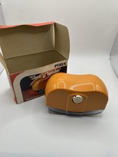 Vintage Pyrex Slice ‘n’