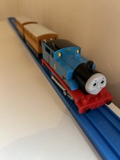 Tomy Trackmaster Thomas Train Annie And Clarabel Coaches Tested And Working