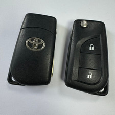 GENUINE TOYOTA 2 BUTTON REMOTE