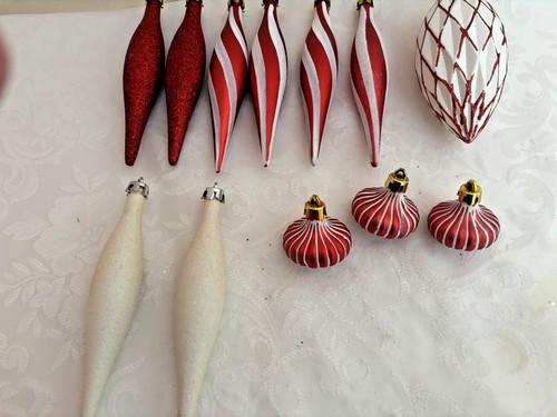 Various sized glittery - various,