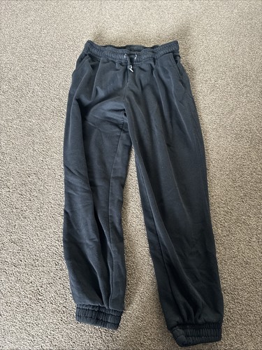 Black women jogging - black, women’s