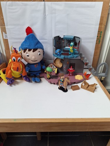 Mike the knight toy bundle - mike,