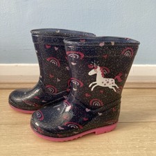 Infant Size 7 Girls Welling