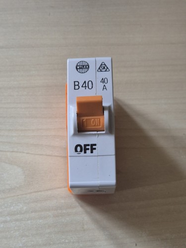 Wylex b40 amp - amp, mcb