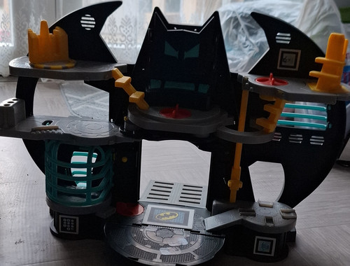 Imaginext batman batcave - batman,