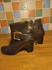 Womens Clarks Active Air Soft Mocca Brown Leather Mid Ankle Boots Size 4.5 37.5