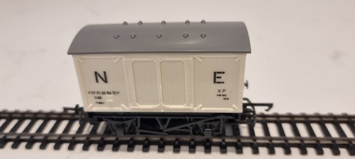 Hornby refrigerator wagon 00 - hornby, wagon,