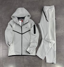 nike tech fleece tracksuit