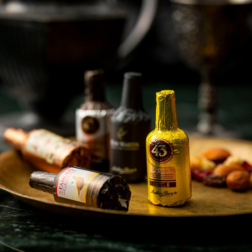 Chocolate liqueurs with - liqueurs,