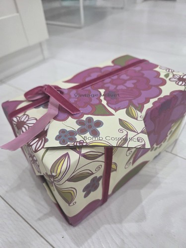 Bomb cosmetics vintage velvet - vintage,