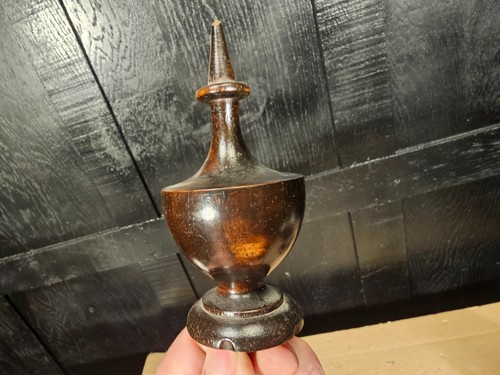 Longcase hood wall urn 4 - hood,