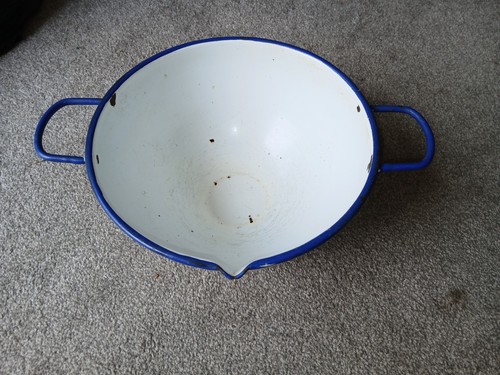 Vintage enamel washing bowl - enamel,