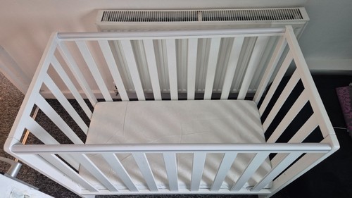 Baby white space - o,