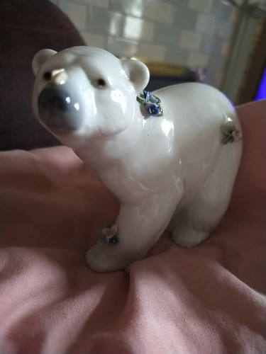 Lladro polar bear - bear, 6354