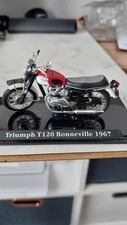 ​Classic Motorbikes Triumph T120 Bonneville 1967 1:24 Model Atlas Editions (t)