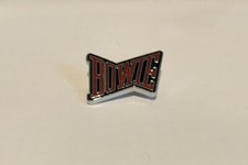  Bowie enamel badge Brand new
