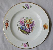 EARLY CROWN DERBY HAND PAINTED FLORAL PLATE, CIRCA EARLY 19TH CENTURY (B)