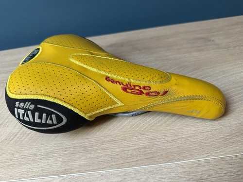 Selle italia gel yellow saddle - yellow,