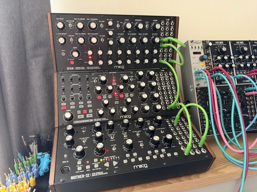 Moog sound studio dfam - studio,