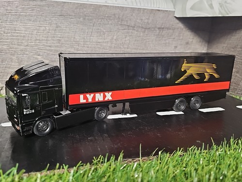 Corgi modern trucks - corgi,