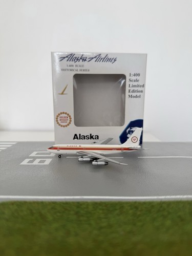 Alaska airlines boeing - alaska, 707