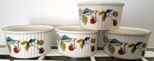 Royal worcester strawberry - royal,
