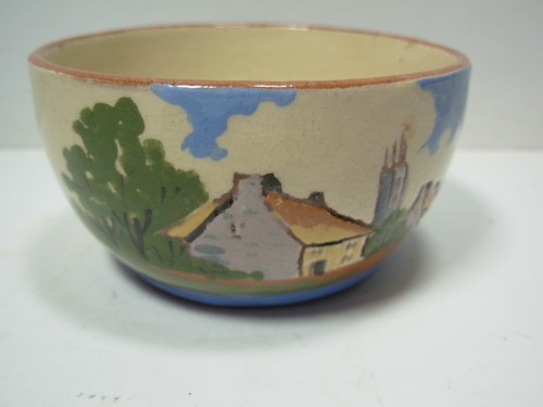 Small round pottery - round,