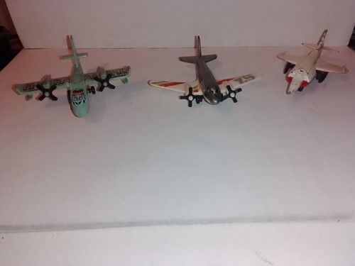 Matchbox planes job - job, lot
