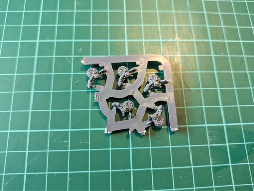 Solar auxilia back - solar, pieces