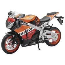 Replica 1:6 Scale Motorcycle