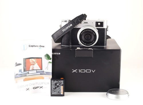 Fuji x100v camera - x100v, &
