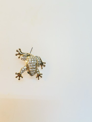 Swarovski pave crystal frog - pave,