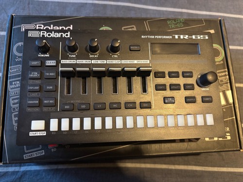Roland rhythm performer - tr-6s,
