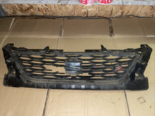 SEAT LEON FR DAMGED GRILL SEE