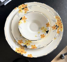 Crown Ducal Sunburst  3 x