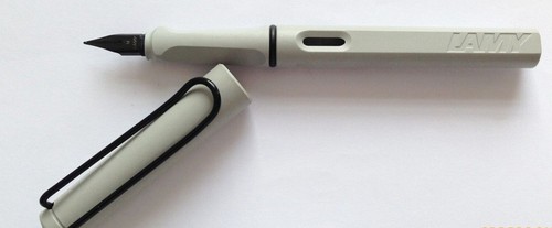 Lamy safari fountain pen - safari,
