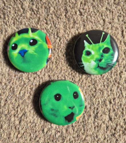 Alien cat pin badges - alien,