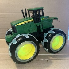 John Deere Monster Treads Lightning Wheel Tractor Toy Light Up Wheels Tomy H7"