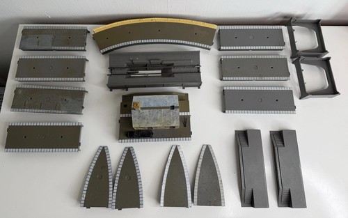 Hornby station platform - hornby,