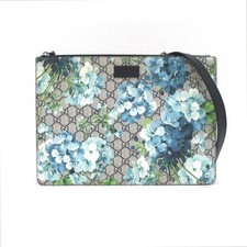 Gucci Supreme GG Bloom Clutch