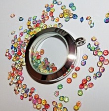 Floating living memory pendant glass locket + 10 free crystals UK