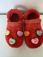 Crocs x Sweethearts Classic